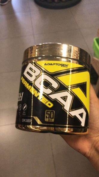 Bcaa-fit-musa-massa-muscular-magra-top-carina_palatnik