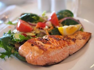 fodmap-diet-salmon-dish-food-mea